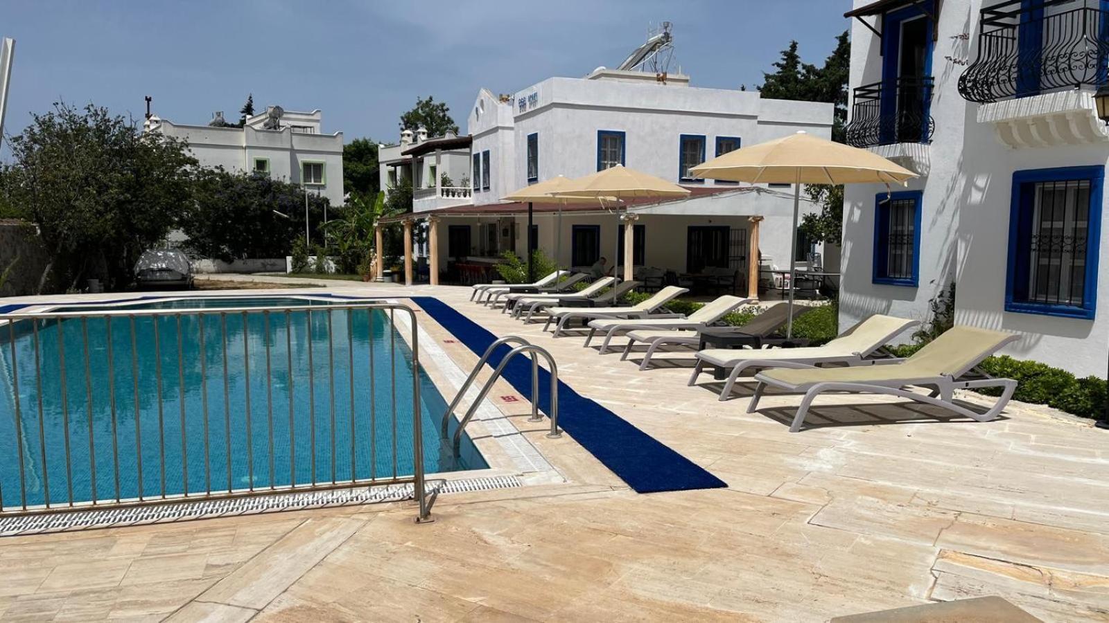 Ege Apartments Yalıkavak Esterno foto