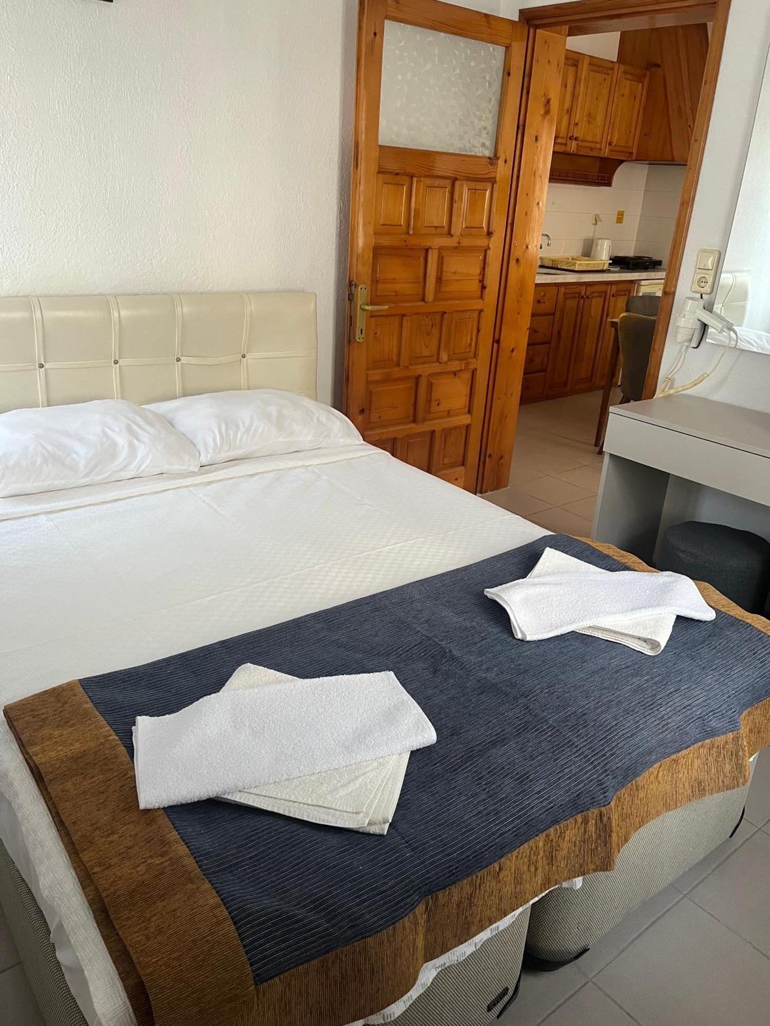 Ege Apartments Yalıkavak Esterno foto